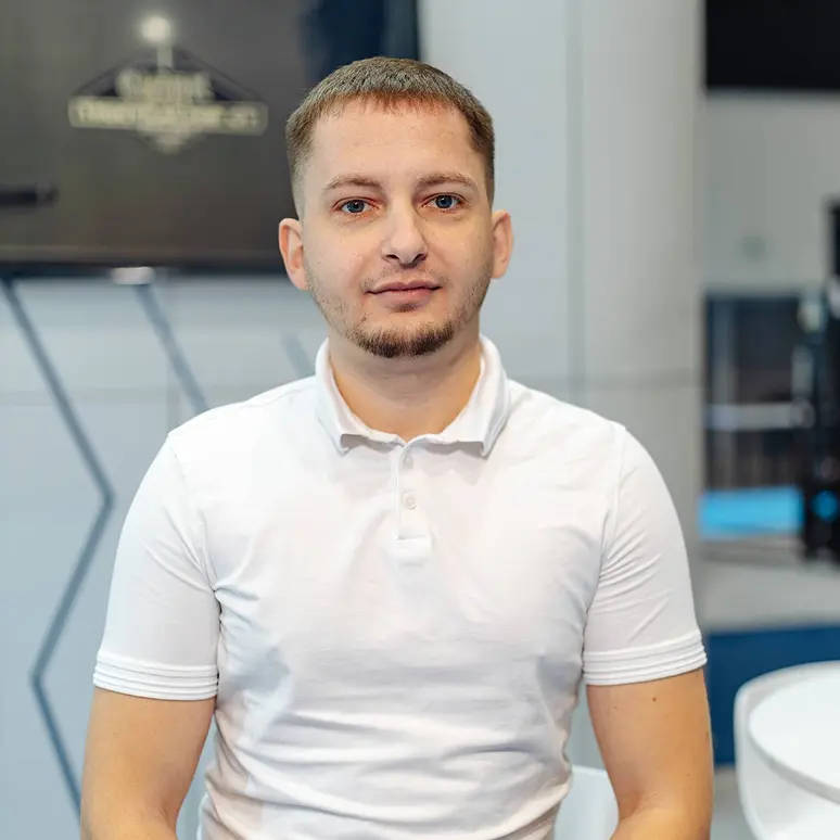 Назар Руководитель отдела