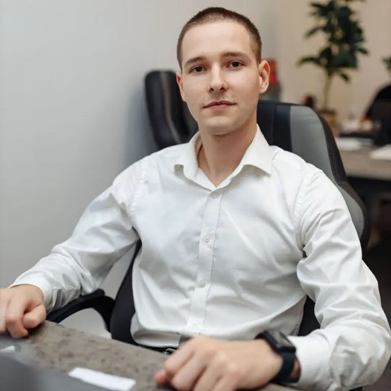 Никита Менеджер по трудоустройству