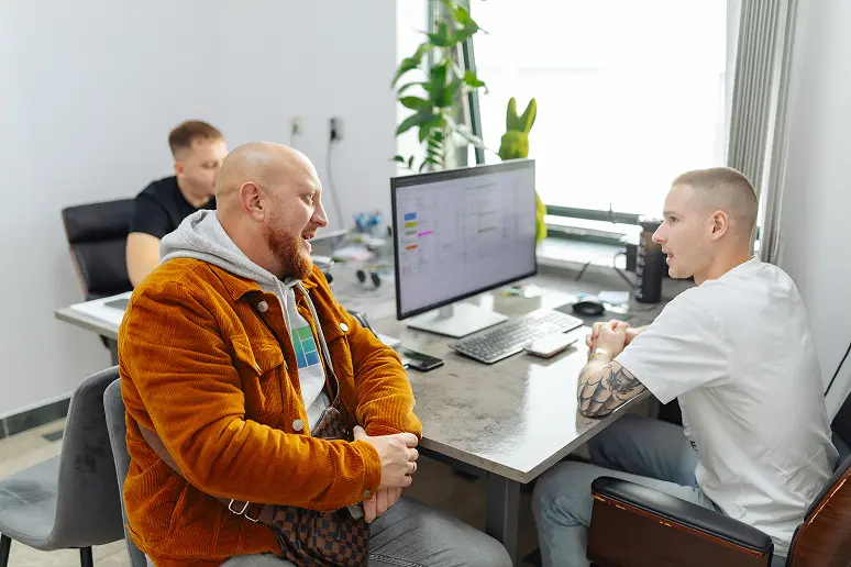 работа в компании